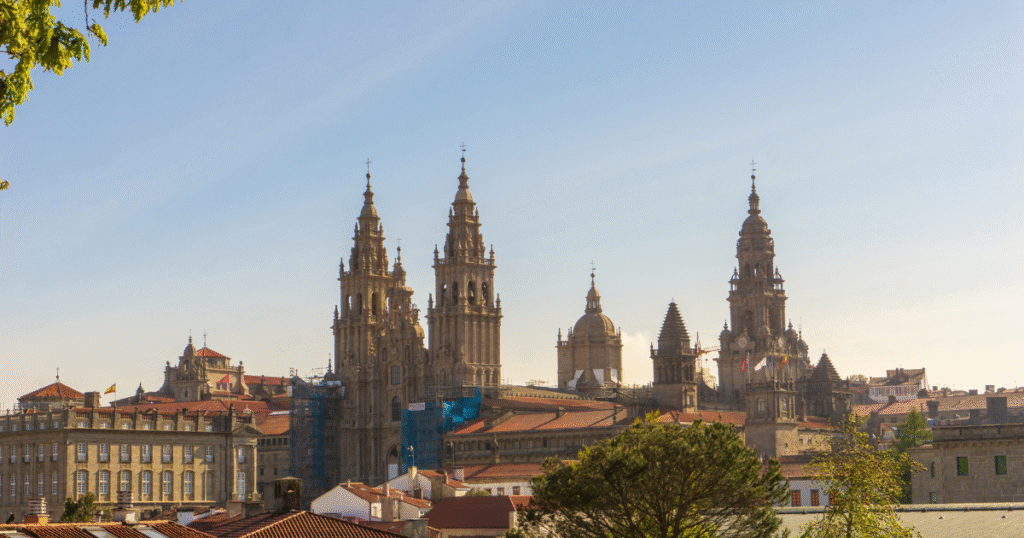 Spain Golden Visa Program (Closed 2025): What Investors Should Do